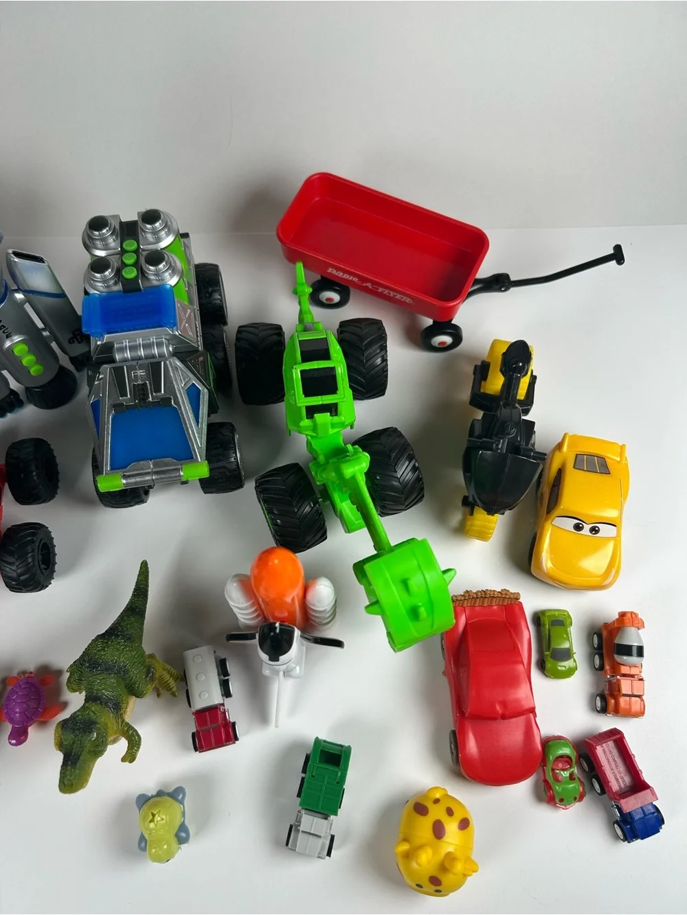 Assorted Kids Toy Vehicle and Dinosaur Set - Space Disney Tractor construction